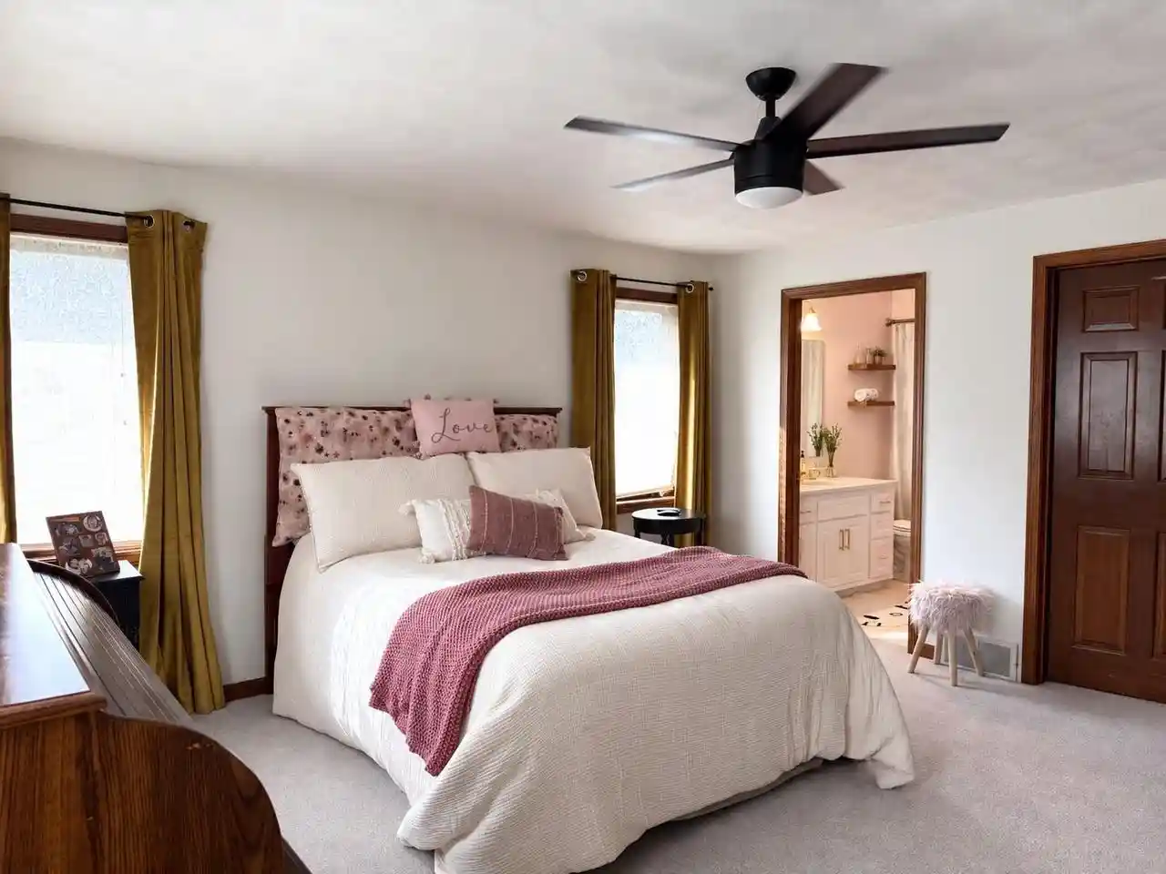 Photo 2 of Single family home for sale at W2311 Valleywood Ln, Appleton, WI 54915 | MLS# 50332808 | Listing updated on 2026-09-20