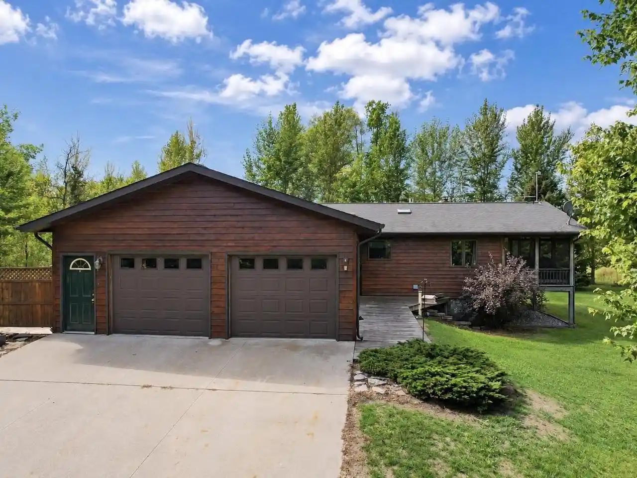 Photo 3 of Single family home for sale at W3545 Richter Rd, Peshtigo, WI 54157 | MLS# 50332835 | Listing updated on 2026-09-21