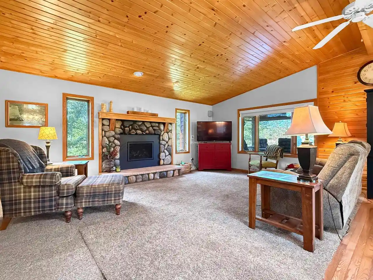 Photo 4 of Single family home for sale at W3545 Richter Rd, Peshtigo, WI 54157 | MLS# 50332835 | Listing updated on 2026-09-21