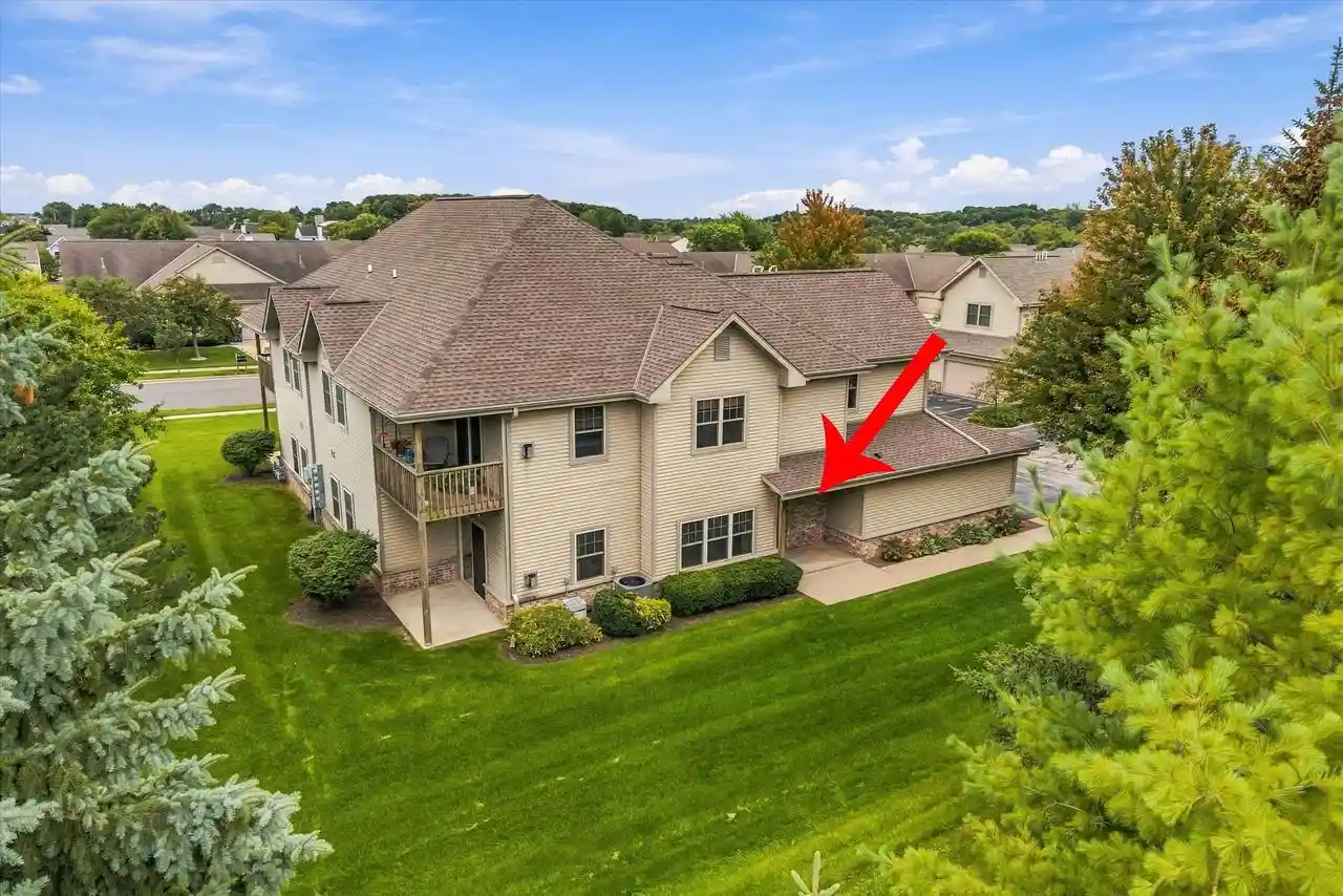 Photo 1 of Condo for sale at 2170 Seminole St, Grafton, WI 53024 | MLS# 1981047 | Listing updated on 2026-10-05