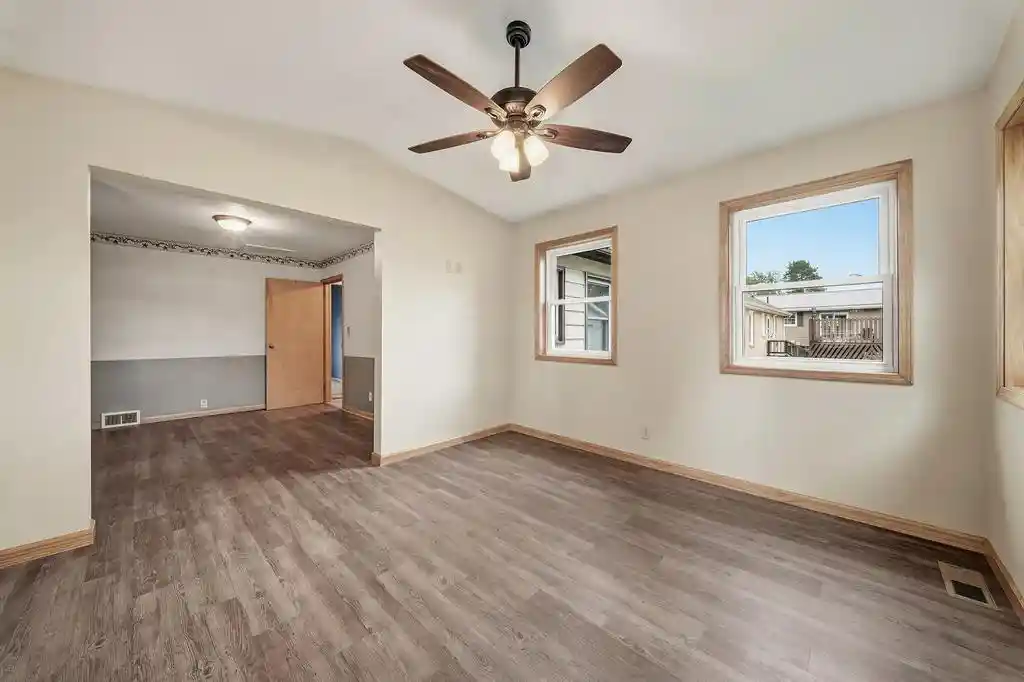 Photo 3 of Single family home for sale at 914 21st Avenue, Bloomer, WI 54724 | MLS# 1605141 | Listing updated on 2026-10-05