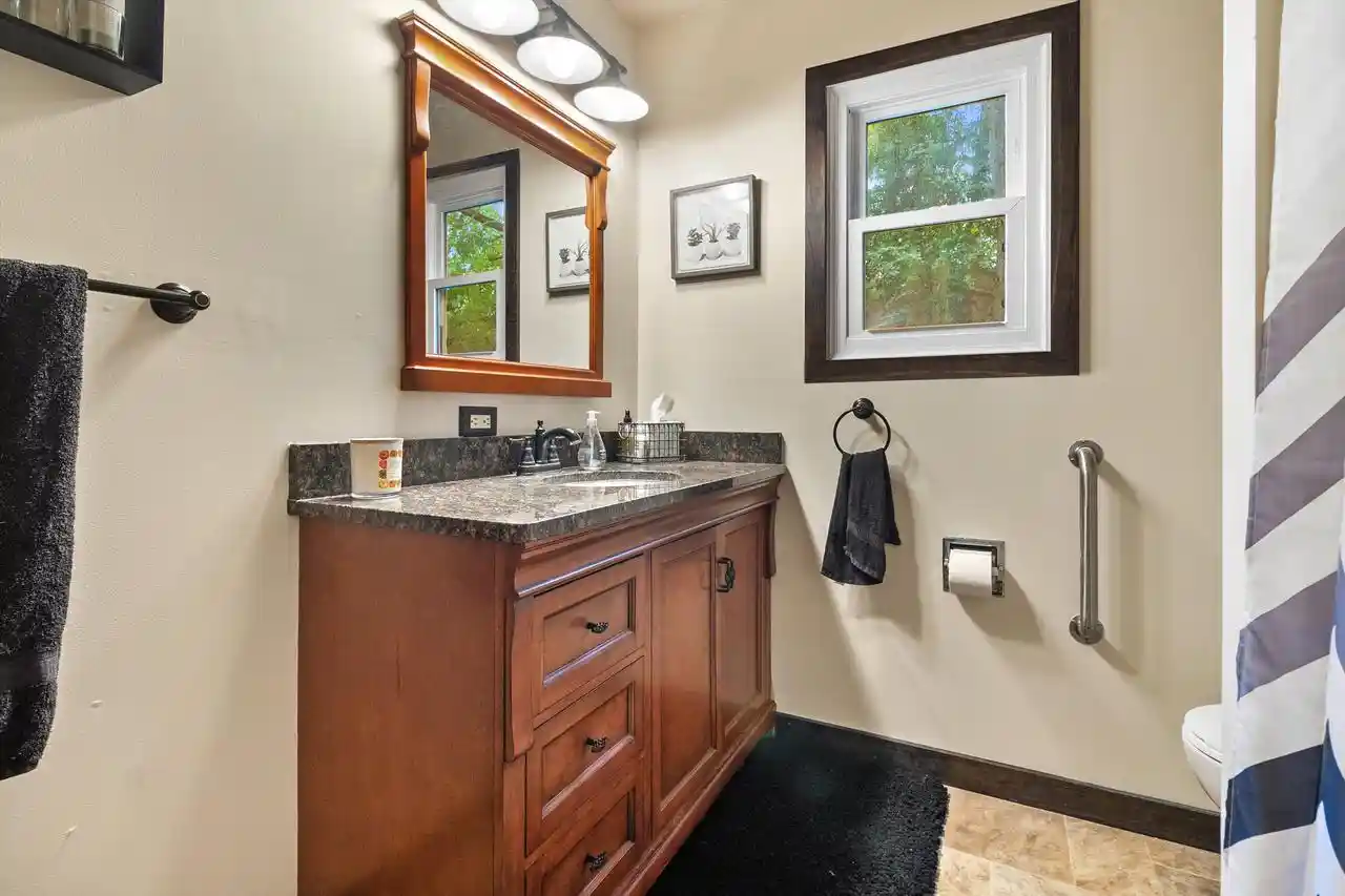 Photo 3 of Single family home for sale at 915 Bayview Ave, Twin Lakes, WI 53181 | MLS# 1981052 | Listing updated on 2026-09-17