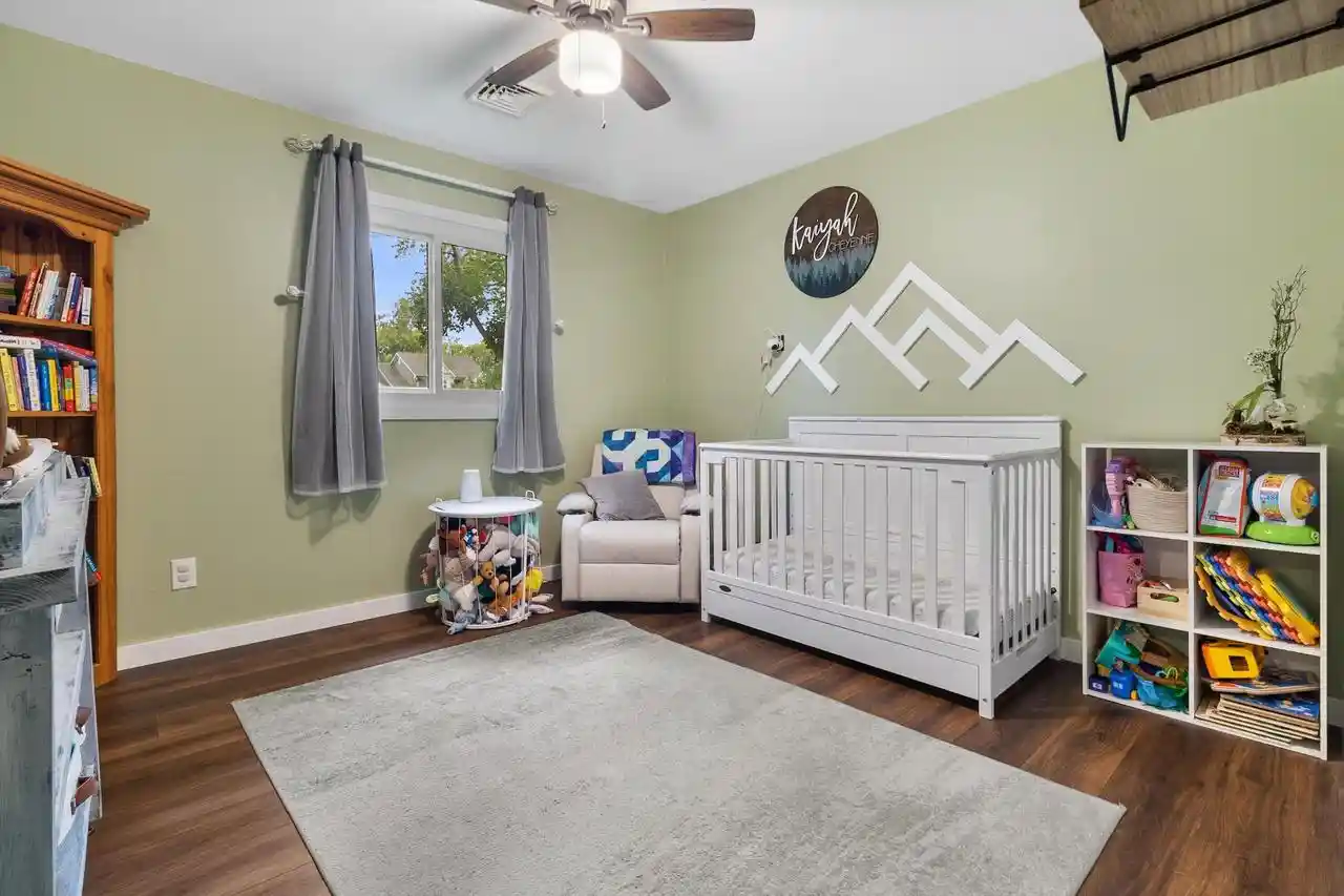 Photo 4 of Single family home for sale at 915 Bayview Ave, Twin Lakes, WI 53181 | MLS# 1981052 | Listing updated on 2026-09-17