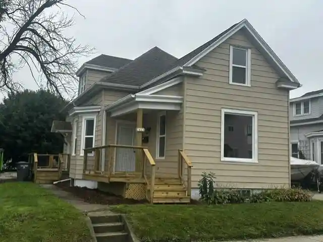 Photo 1 of Single family home for sale at 1423 Mehrtens Ave, Sheboygan, WI 53081 | MLS# 1981050 | Listing updated on 2026-09-25