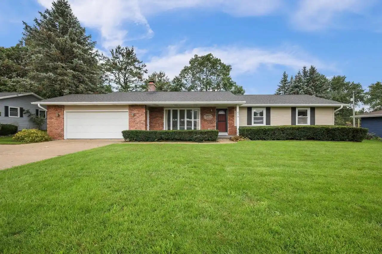 Photo 1 of Single family home for sale at 479 Garfield Ave, Evansville, WI 53536 | MLS# 2032900 | Listing updated on 2026-09-22