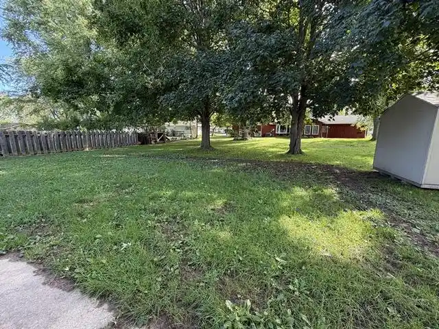 Photo 3 of Single family home for sale at 476 Hiawatha Dr, Brillion, WI 54110 | MLS# 50332829 | Listing updated on 2026-09-23