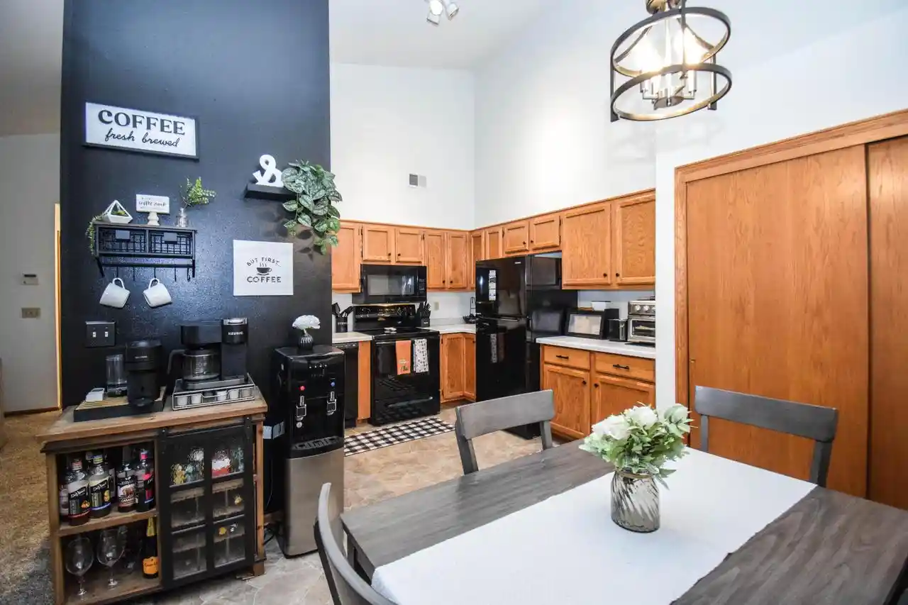 Photo 4 of Condo for sale at 859 Quinlan Dr #H, Pewaukee, WI 53072 | MLS# 1981054 | Listing updated on 2026-09-19