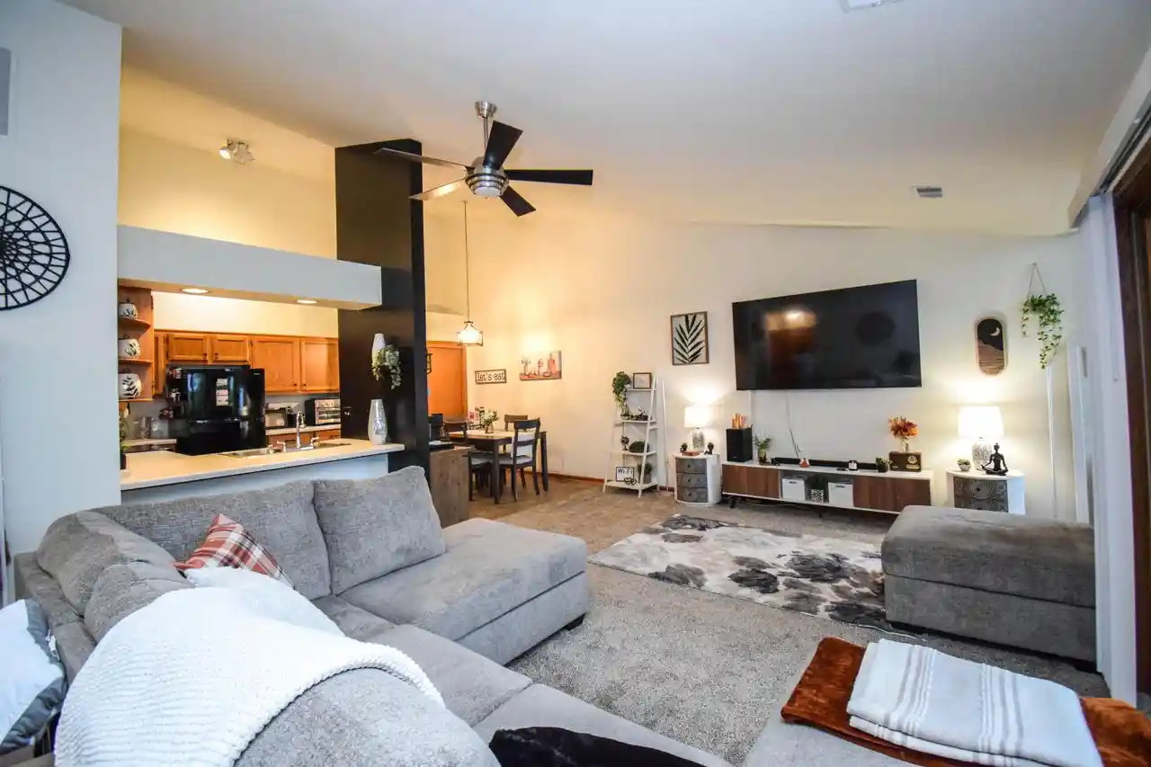 Listing Photo 24 - Condo for sale in 859 Quinlan Dr located at 859 Quinlan Dr, Pewaukee, WI 53072 - Unit 859 Quinlan Dr