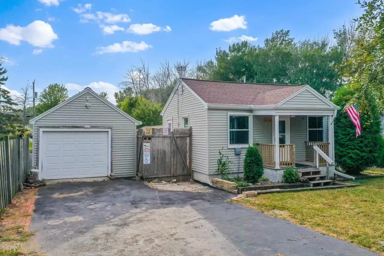 Photo 1 of Single family home for sale at 3939 Agamaite Rd, Green Bay, WI 54311 | MLS# 50332852 | Listing updated on 2026-09-17