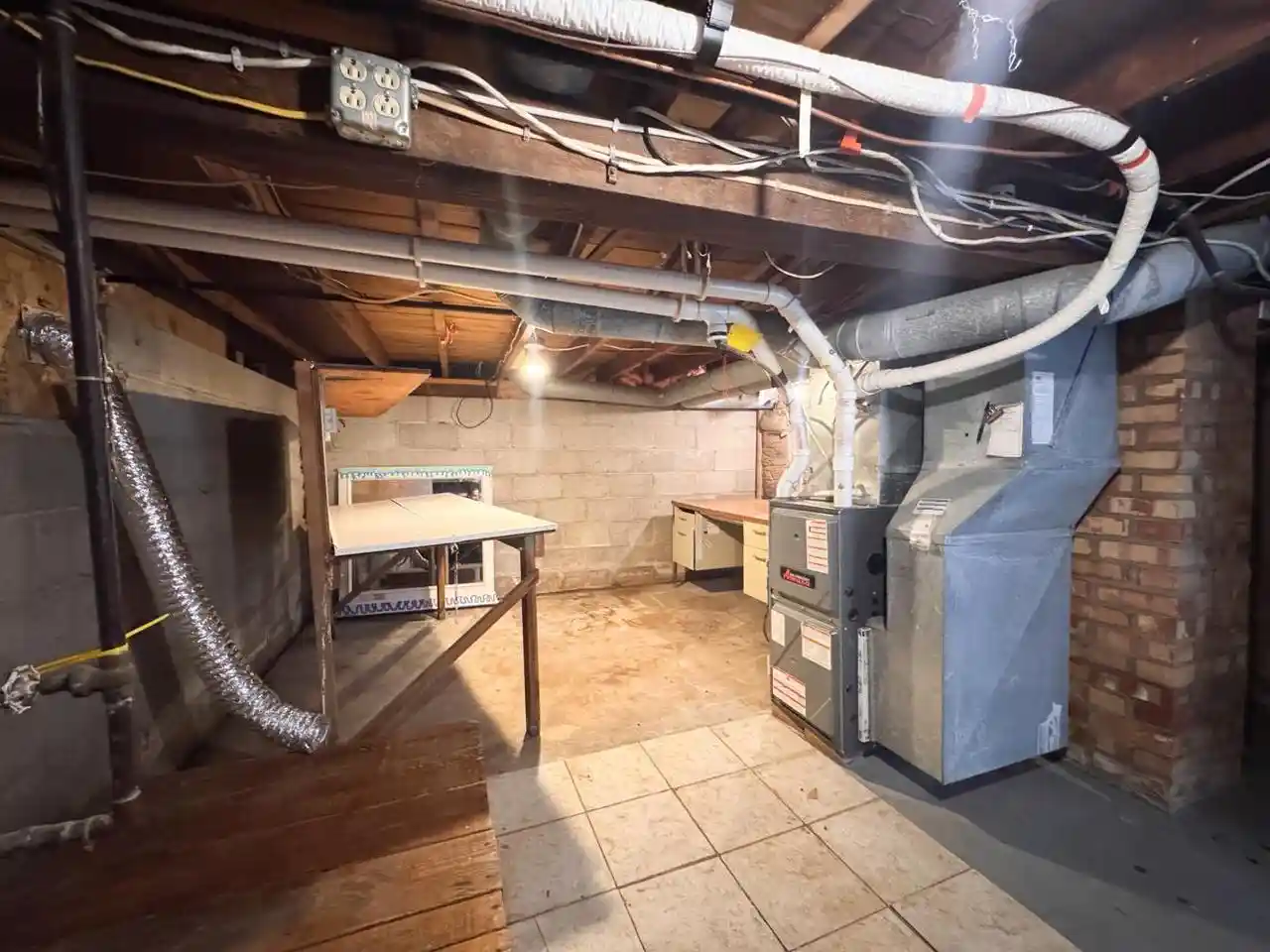 Photo 4 of Single family home for sale at 3939 Agamaite Rd, Green Bay, WI 54311 | MLS# 50332852 | Listing updated on 2026-09-17