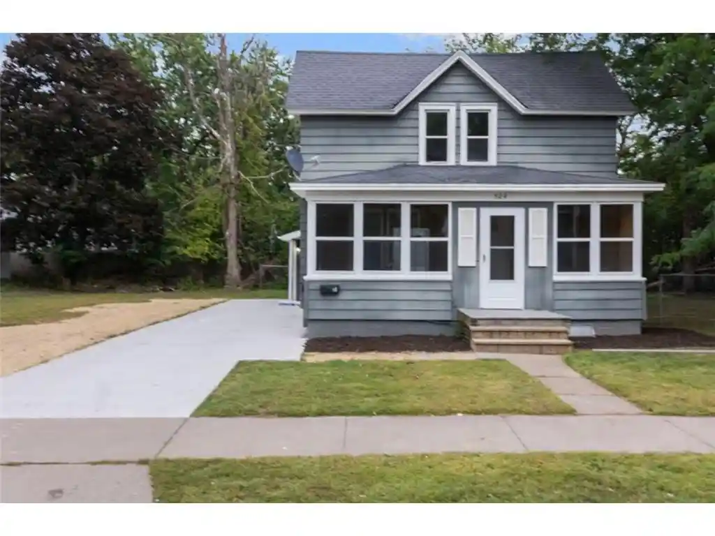 Photo 1 of Multi family home for sale at 524 S Dakota Ave, New Richmond, WI 54017 | MLS# 7142342 | Listing updated on 2026-09-18