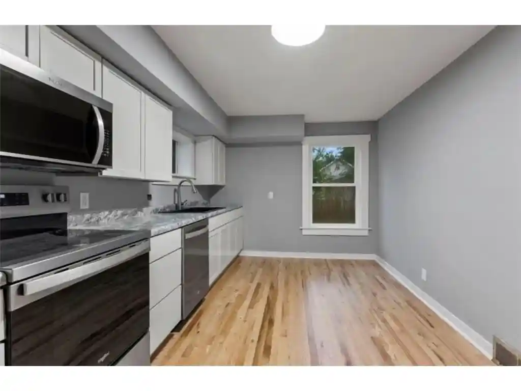 Photo 4 of Multi family home for sale at 524 S Dakota Ave, New Richmond, WI 54017 | MLS# 7142342 | Listing updated on 2026-09-18