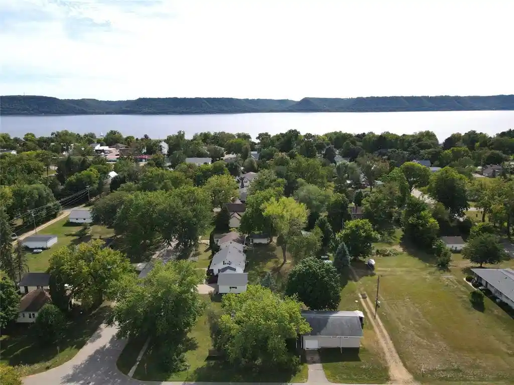 Photo 3 of Single family home for sale at 605 5th Street, Pepin, WI 54759 | MLS# 1605231 | Listing updated on 2026-09-17