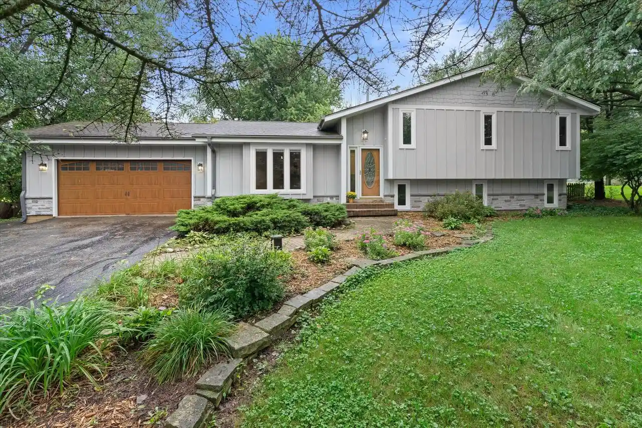 Photo 1 of Single family home for sale at W5127 Hawkhunter Rd, Elkhorn, WI 53121 | MLS# 1981063 | Listing updated on 2026-09-25
