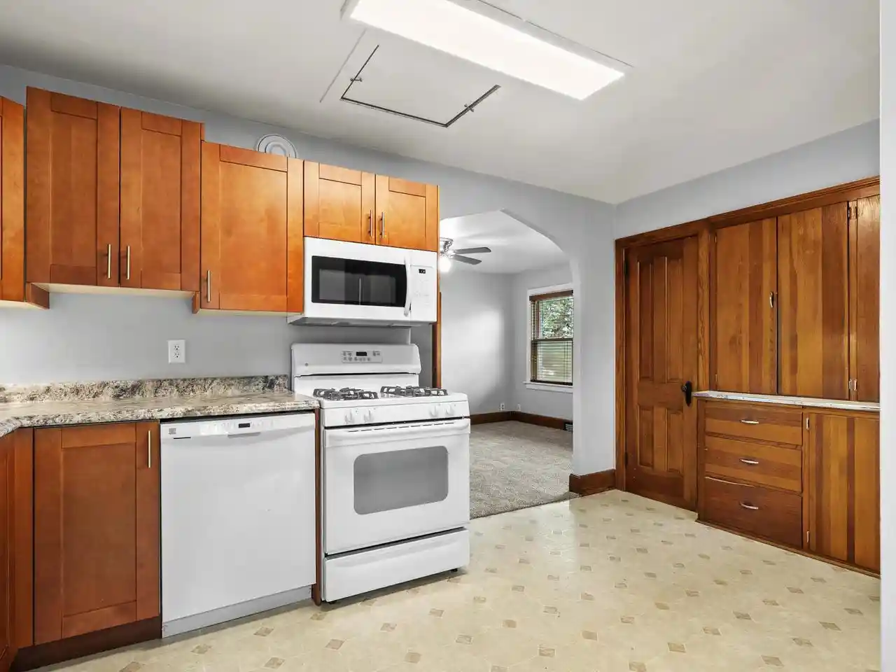 Photo 3 of Sale Pending at 1228 S 17th Street #1230, Sheboygan, WI 53081 | MLS# 1981071 | Listing updated on 2026-10-06