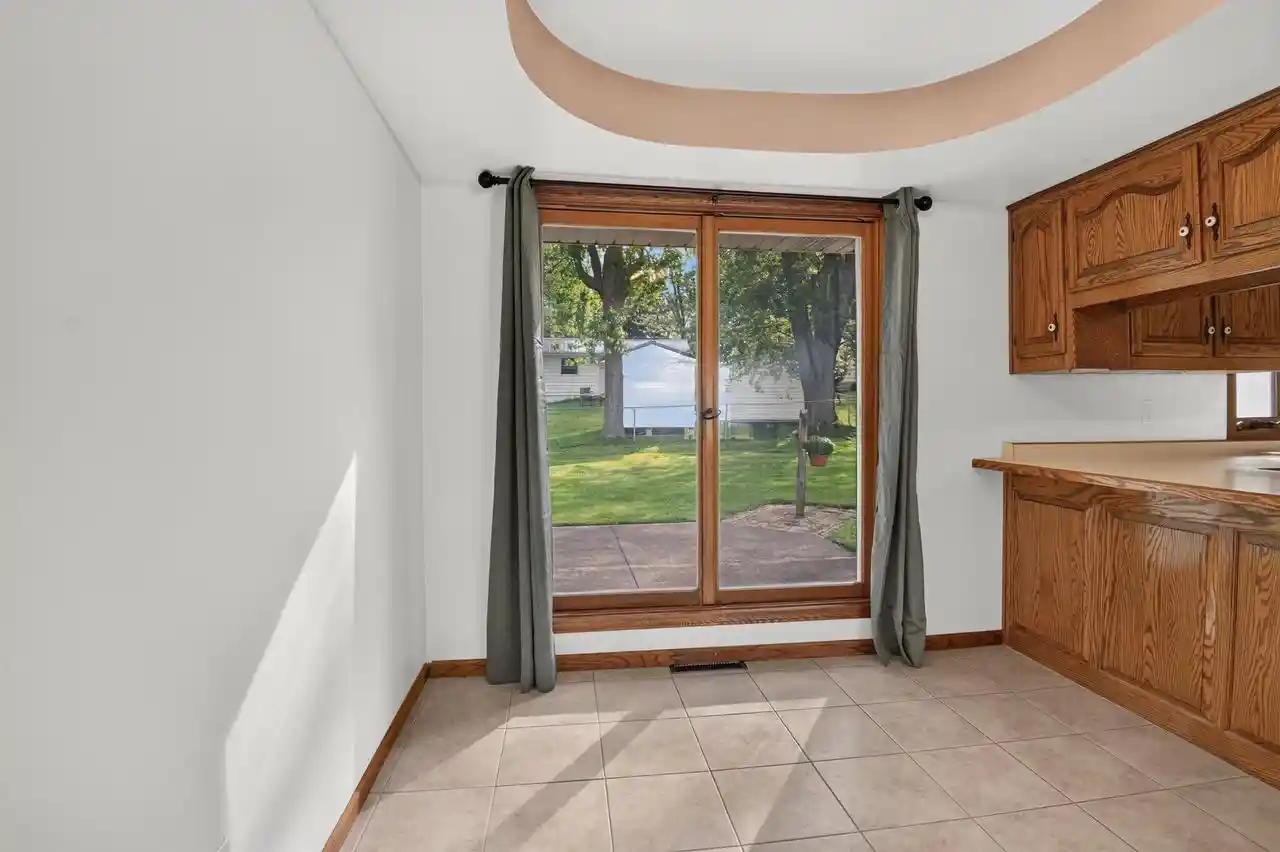 Photo 3 of Single family home for sale at 1607 Cormier Rd, Green Bay, WI 54313 | MLS# 50332865 | Listing updated on 2026-09-21