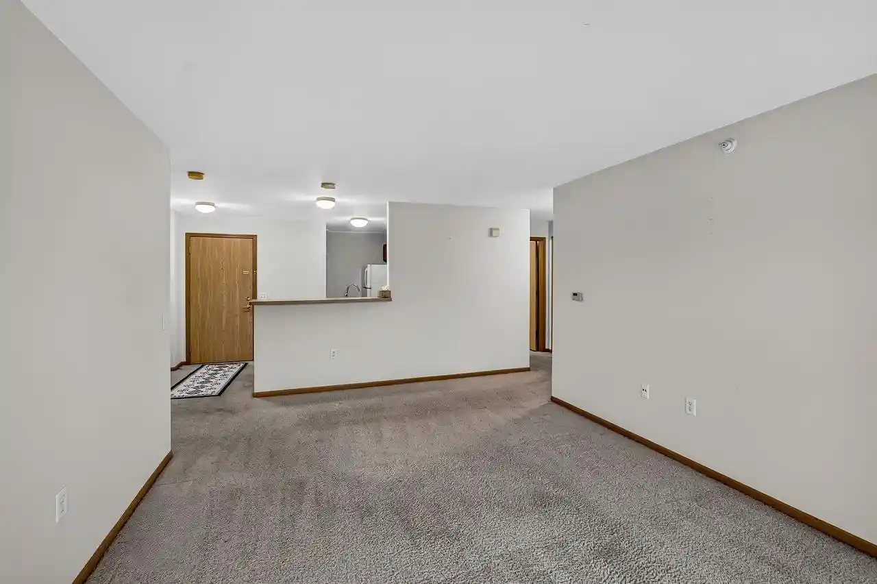 Listing Photo 4 - Condo for sale in building located at 1634 Kings Mill Wy, Madison, WI 53718 - Unit #202