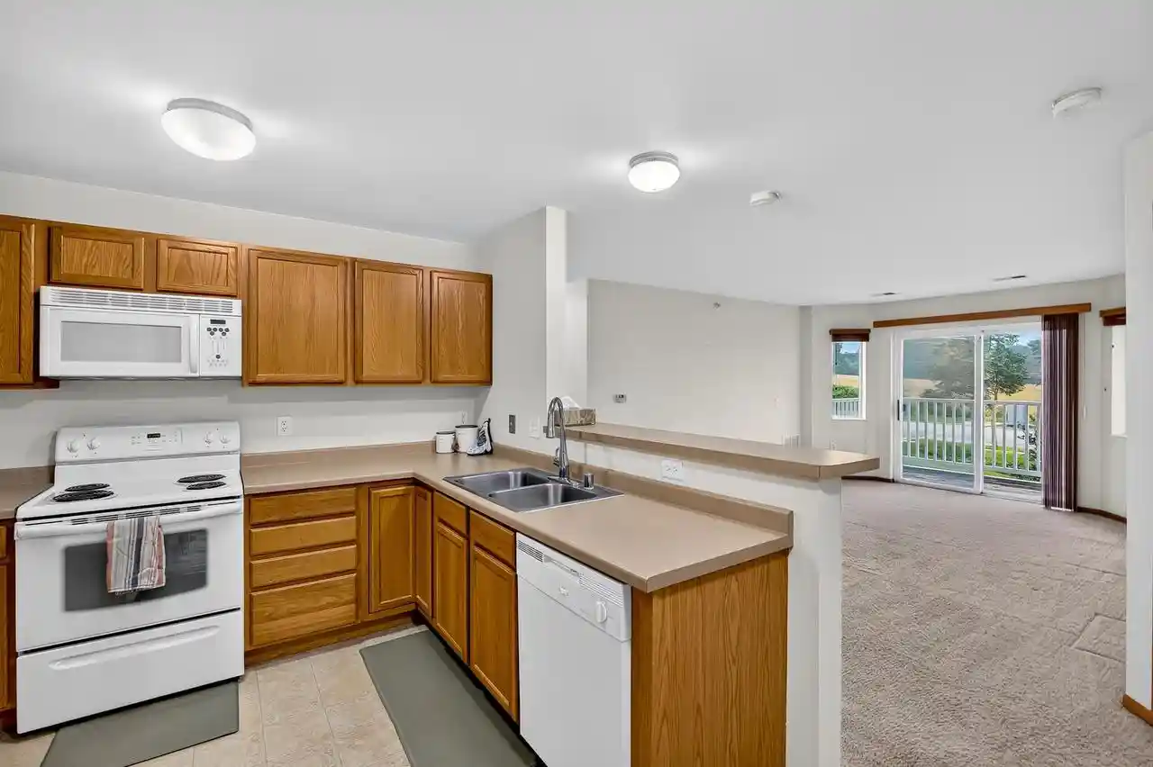 Listing Photo 5 - Condo for sale in building located at 1634 Kings Mill Wy, Madison, WI 53718 - Unit #202