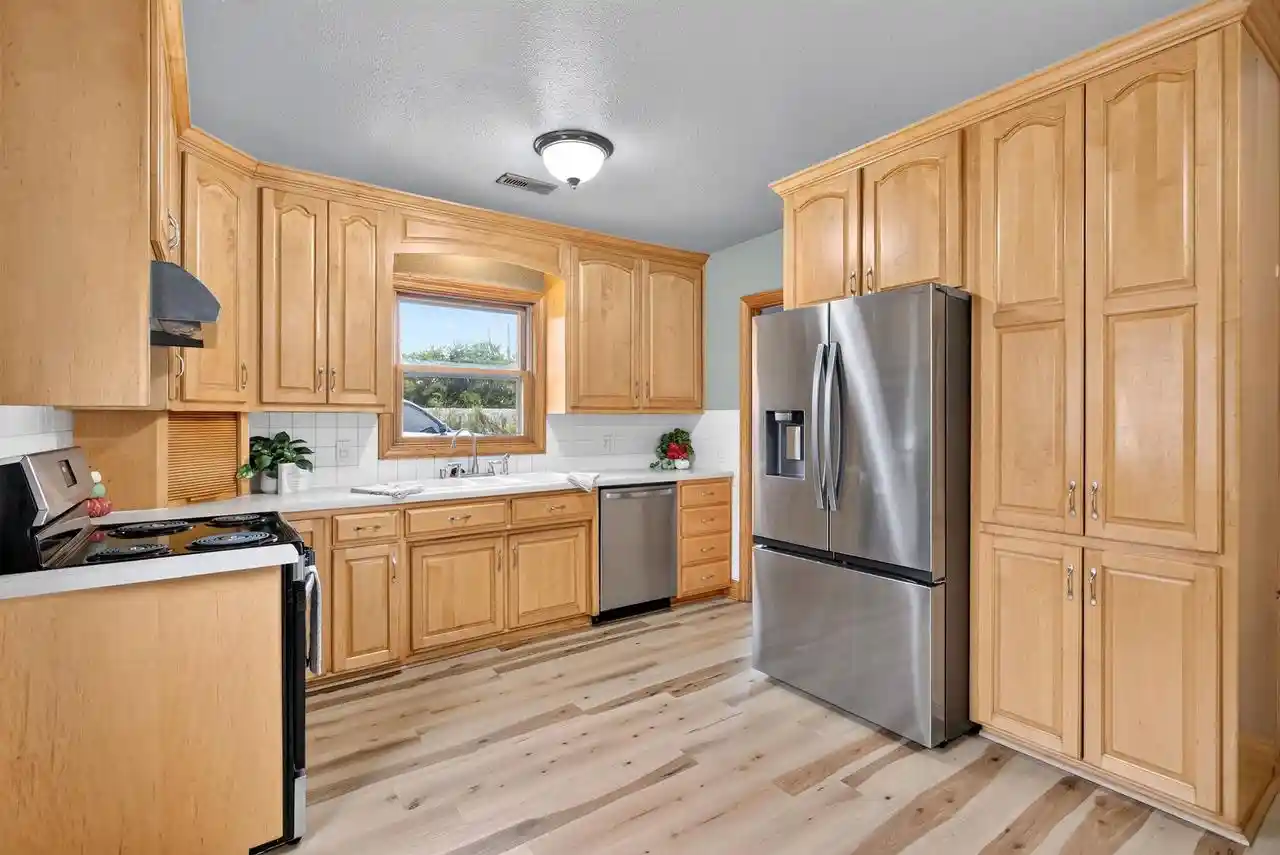 Photo 23 of Single family home for sale at 1677 W Butte Des Morts Beach Rd, Neenah, WI 54956 | MLS# 50332856 | Listing updated on 2026-10-05
