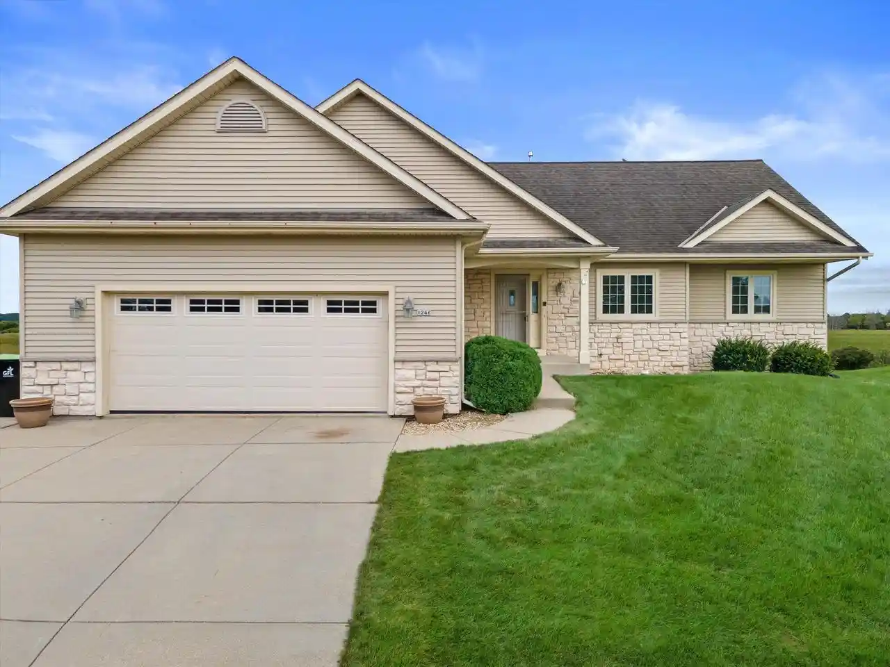 Photo 1 of Single family home for sale at 1246 S Wilson Ave, Hartford, WI 53027 | MLS# 1981088 | Listing updated on 2026-09-17