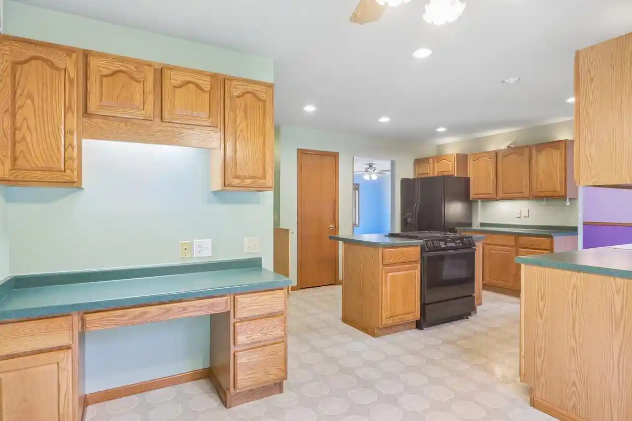 Photo 2 of Single family home for sale at W10862 Tipperary Rd, Poynette, WI 53955 | MLS# 2032916 | Listing updated on 2026-10-08