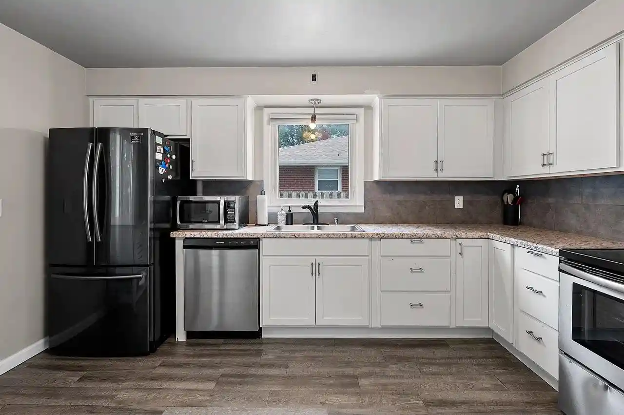Photo 2 of Single family home for sale at 822 Ardennes St, Green Bay, WI 54303 | MLS# 50332863 | Listing updated on 2026-09-17