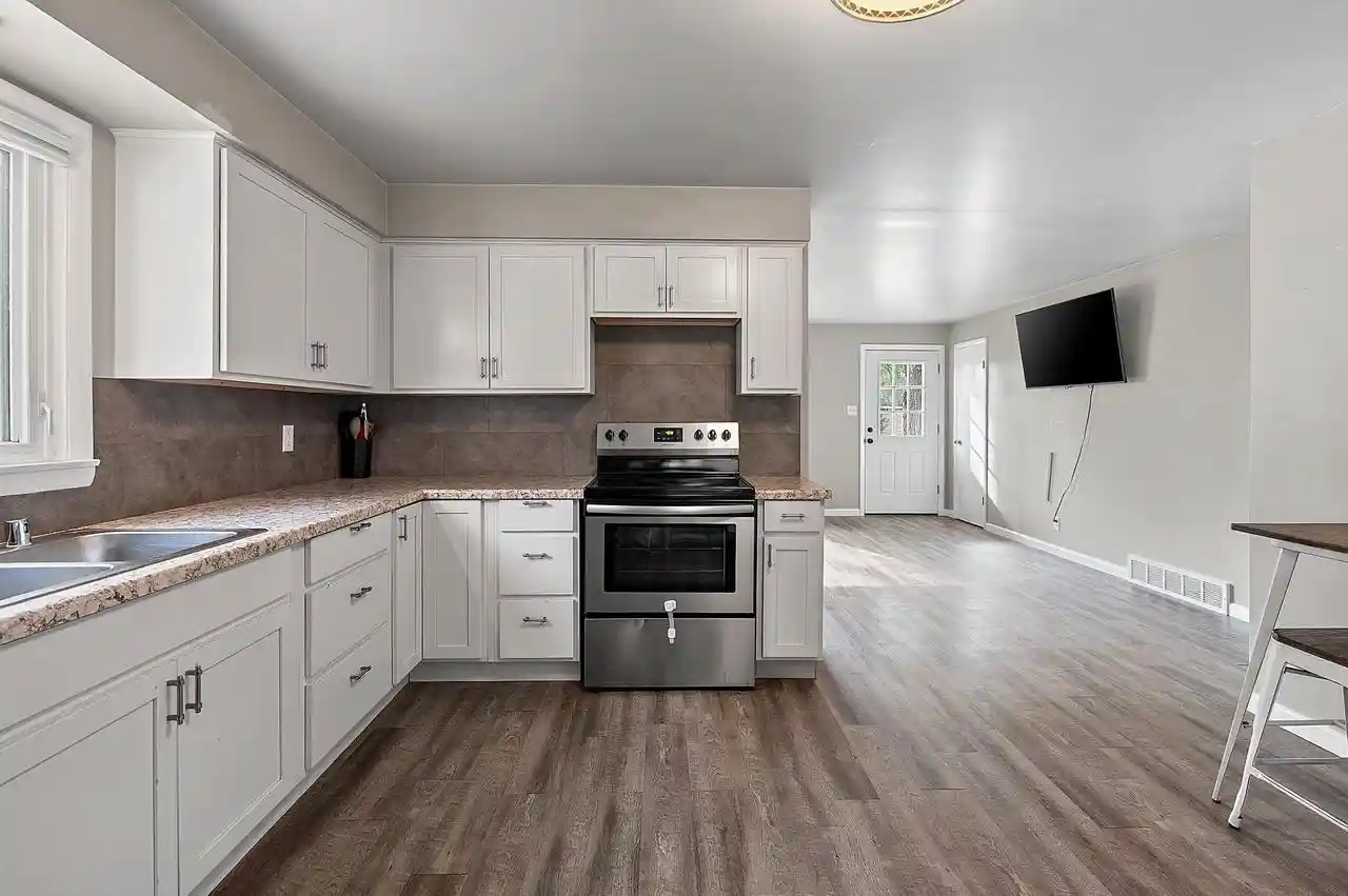 Photo 3 of Single family home for sale at 822 Ardennes St, Green Bay, WI 54303 | MLS# 50332863 | Listing updated on 2026-09-17