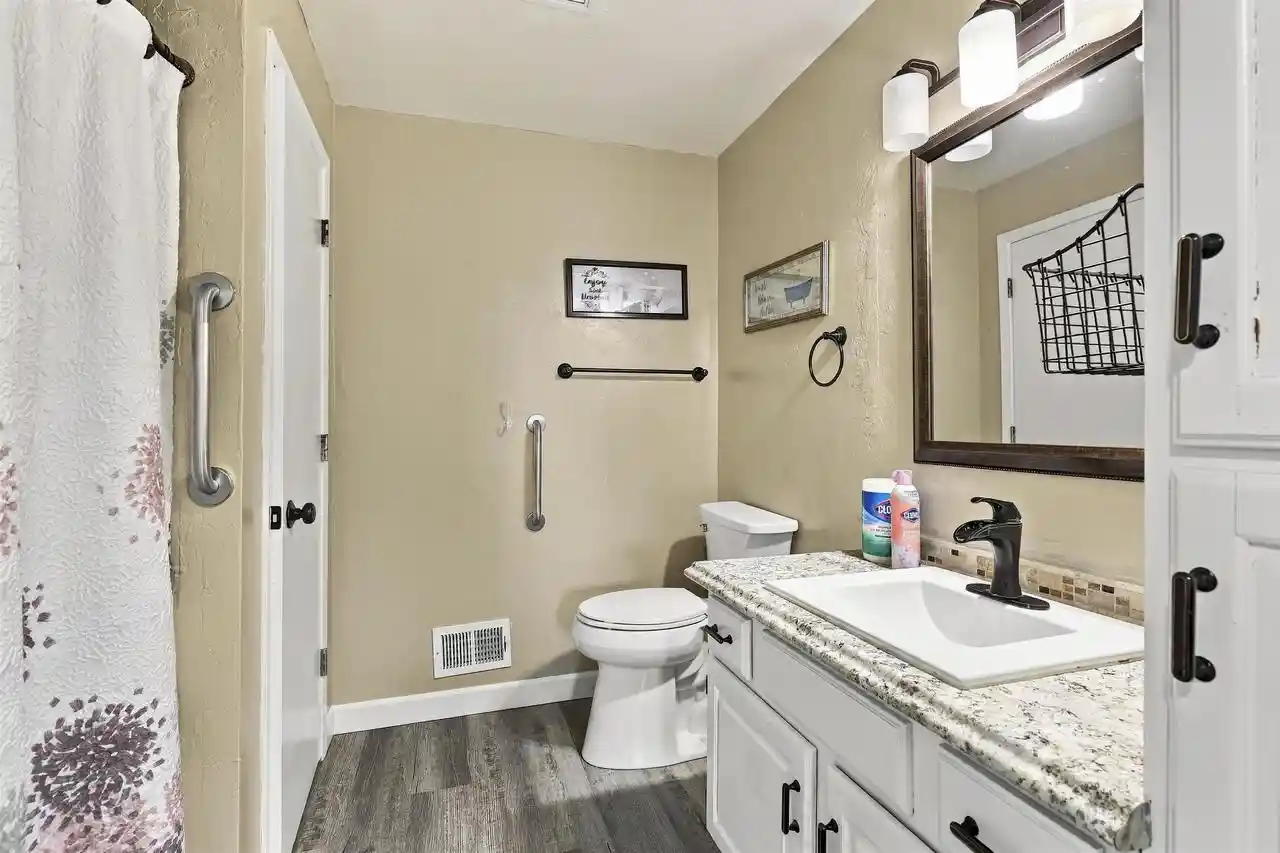 Photo 4 of Single family home for sale at 1621 N Blossom Dr, Appleton, WI 54914 | MLS# 50332862 | Listing updated on 2026-09-20