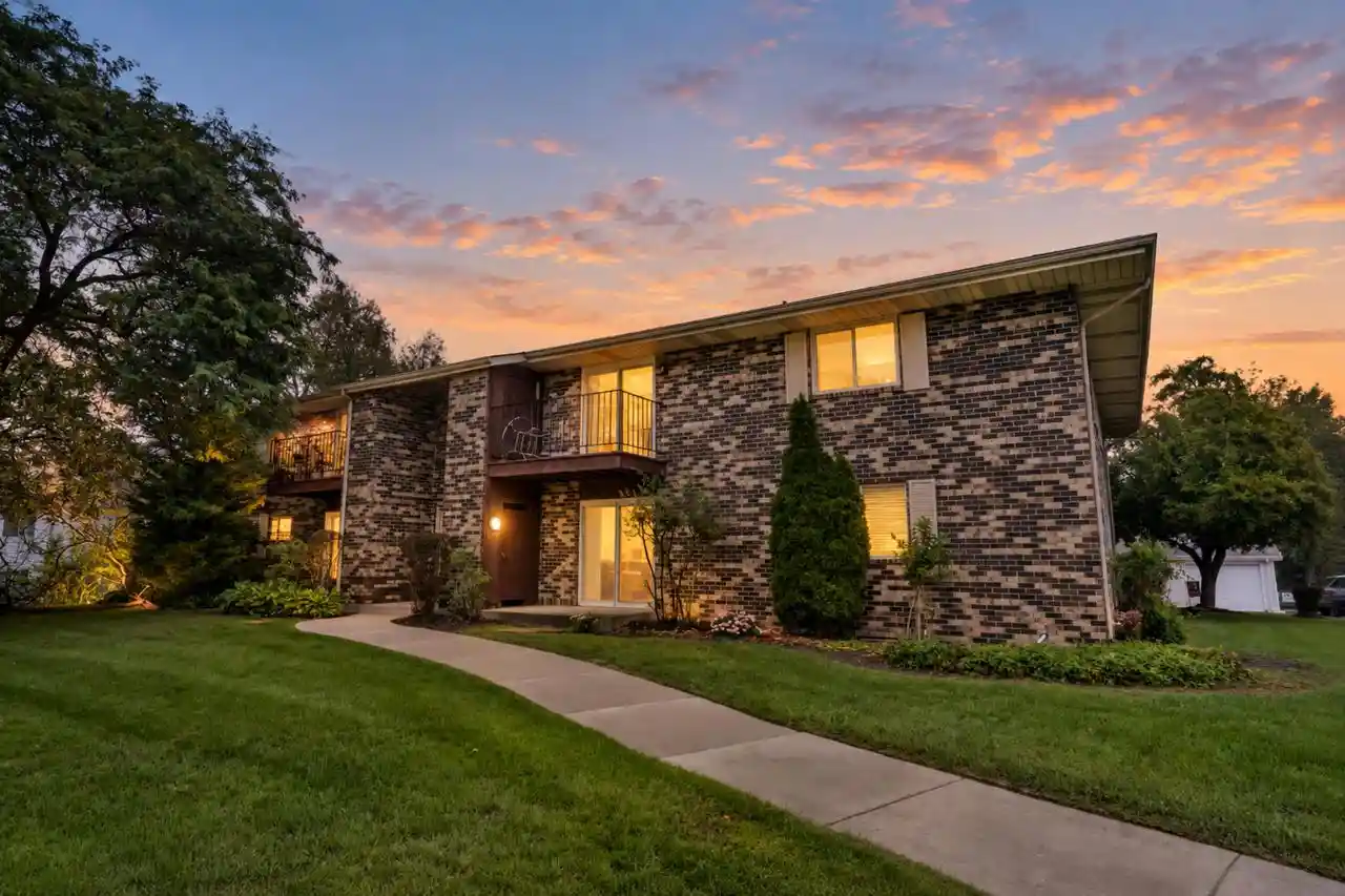 Photo 1 of Condo for sale at 4904 Scotts Way #101, Caledonia, WI 53402 | MLS# 1981108 | Listing updated on 2026-09-22