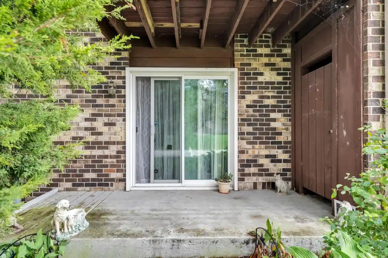 Photo 2 of Condo for sale at 4904 Scotts Way #101, Caledonia, WI 53402 | MLS# 1981108 | Listing updated on 2026-09-22