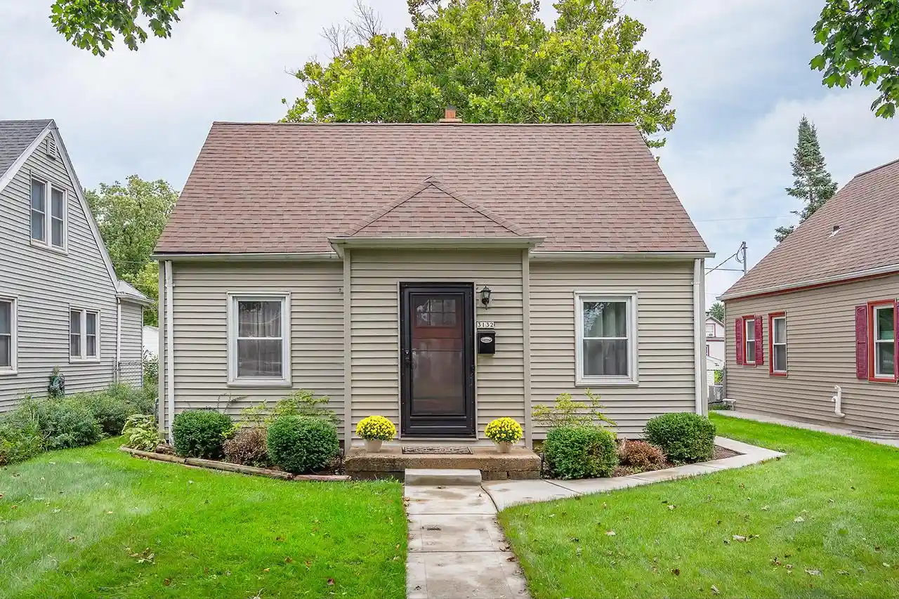 Photo 1 of Single family home for sale at 3132 S Burrell St, Milwaukee, WI 53207 | MLS# 1981113 | Listing updated on 2026-10-01