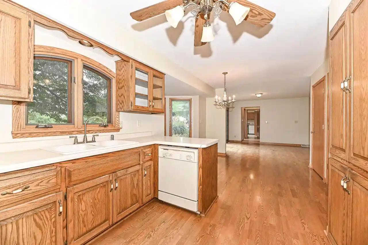 Photo 3 of Single family home for sale at W294s2960 Wills Barry Ct, Waukesha, WI 53188 | MLS# 1981115 | Listing updated on 2026-09-25
