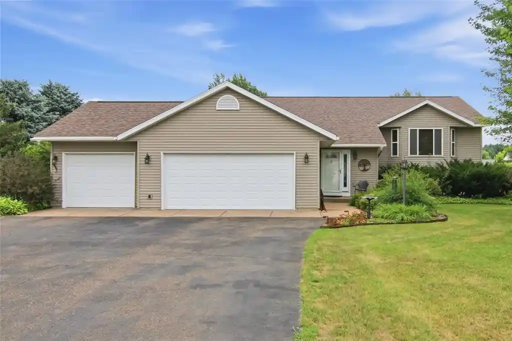 Photo 1 of Single family home for sale at 4853 146th Street, Chippewa Falls, WI 54729 | MLS# 1604044 | Listing updated on 2026-09-18