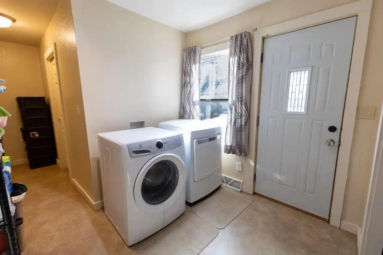 Photo 4 of Single family home for sale at 1324 S 3rd Avenue, Wausau, WI 54401 | MLS# 22604634 | Listing updated on 2026-09-22