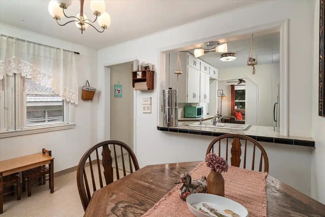 Photo 2 of Single family home for sale at 526 2nd Street N St, La Crescent, MN 55947 | MLS# 1981124 | Listing updated on 2026-09-25