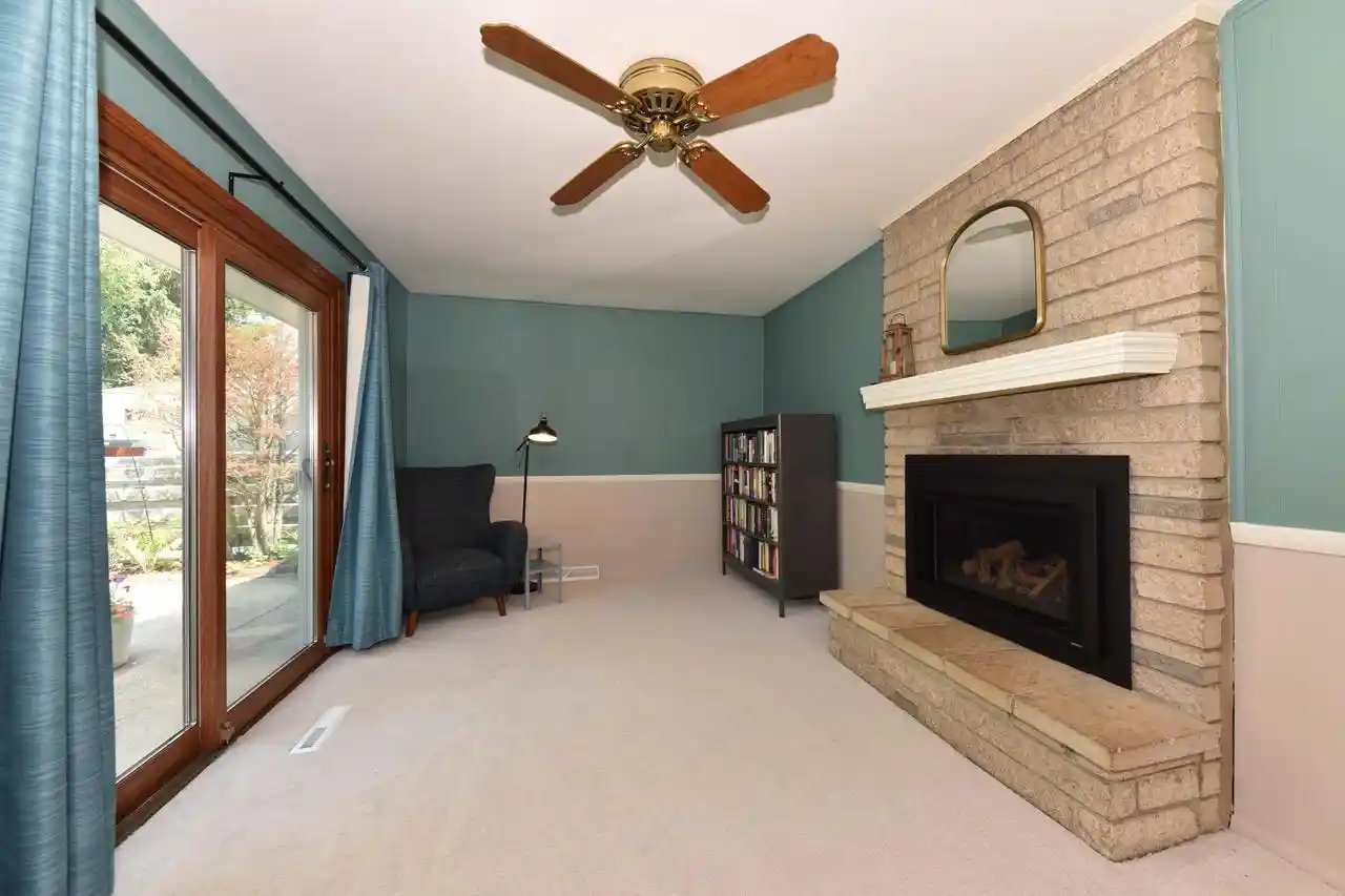 Photo 3 of Single family home for sale at 5405 N Shasta Dr, Glendale, WI 53209 | MLS# 1981128 | Listing updated on 2026-09-17