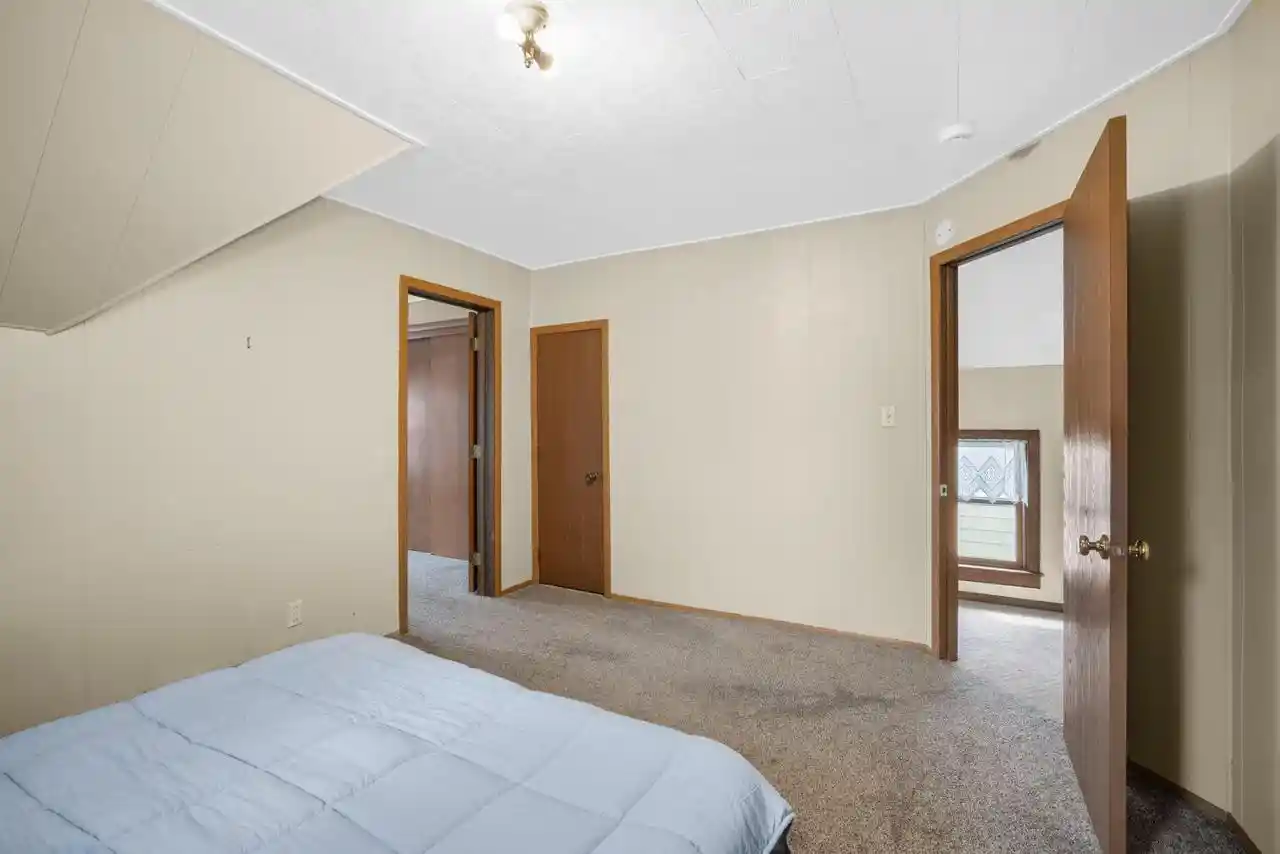 Photo 3 of Single family home for sale at 430 Cedar St, Hartford, WI 53027 | MLS# 1981130 | Listing updated on 2026-10-04