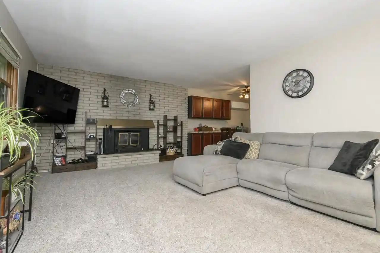 Photo 3 of Single family home for sale at W276n1606 Spring Crk Dr, Pewaukee, WI 53072 | MLS# 1981136 | Listing updated on 2026-09-25