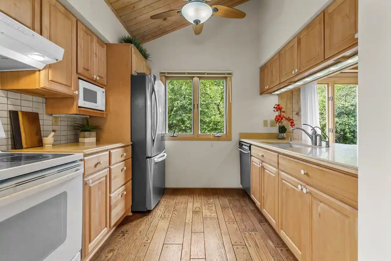 Photo 2 of Sale Pending at 4932 S Imperial Cir, Milwaukee, WI 53220 | MLS# 1981154 | Listing updated on 2026-09-27
