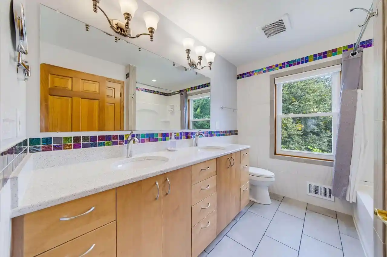 Photo 3 of Single family home for sale at 149 Hickory Dr, Delafield, WI 53018 | MLS# 1981161 | Listing updated on 2026-09-18