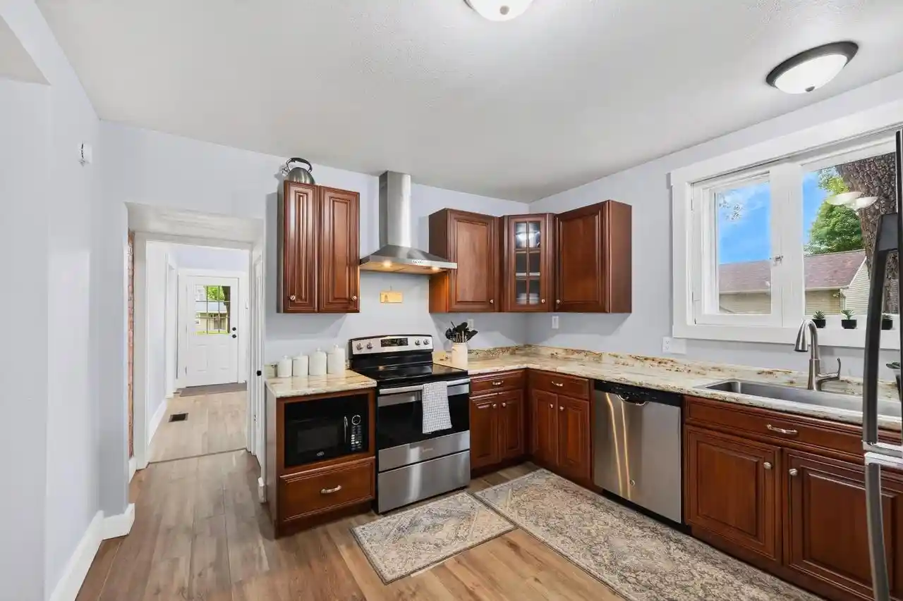 Photo 4 of Single family home for sale at 420 Market St, Platteville, WI 53818 | MLS# 2032952 | Listing updated on 2026-10-01