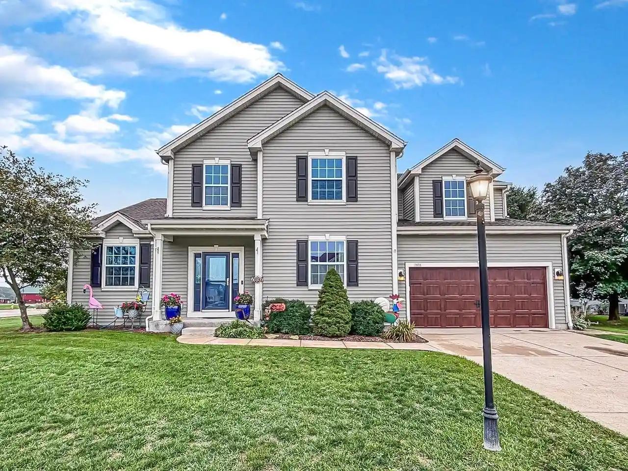 Photo 1 of Single family home for sale at 1631 Arthurs Pass, Oconomowoc, WI 53066 | MLS# 1981171 | Listing updated on 2026-09-21