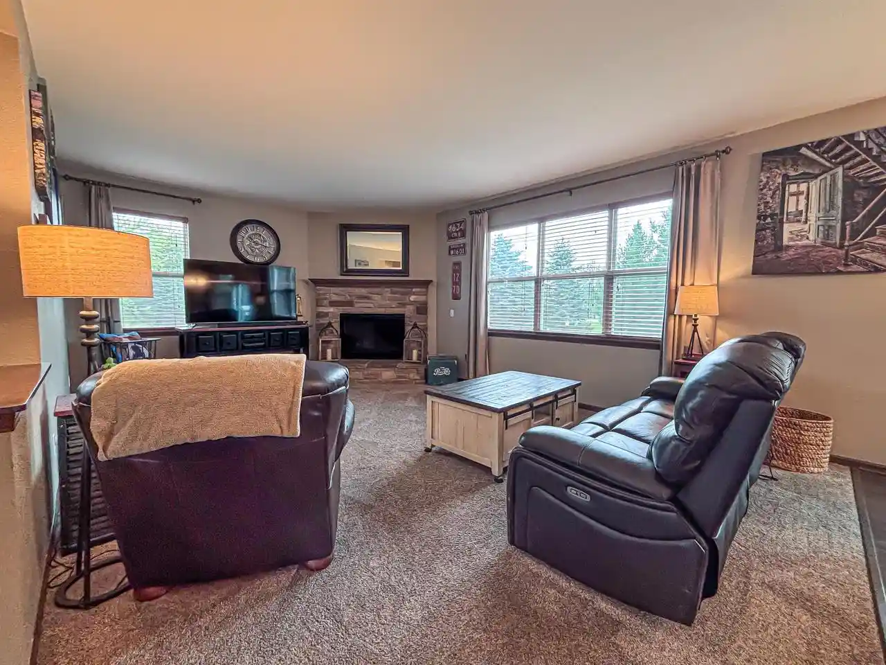 Photo 3 of Single family home for sale at 1631 Arthurs Pass, Oconomowoc, WI 53066 | MLS# 1981171 | Listing updated on 2026-09-21
