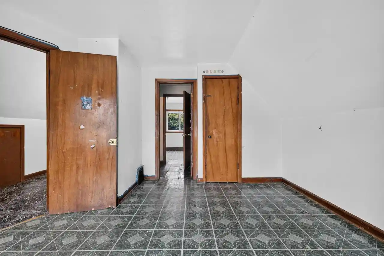Photo 3 of Single family home for sale at 3760 N 25th Street, Milwaukee, WI 53206 | MLS# 1981174 | Listing updated on 2026-09-18