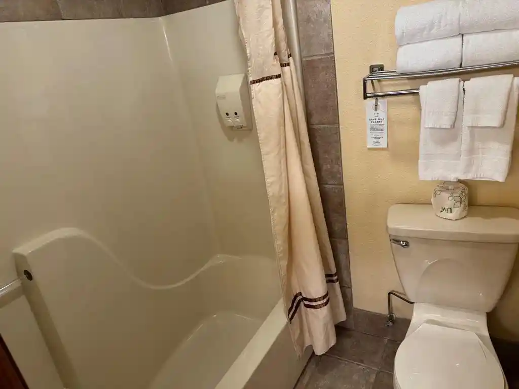 Photo 3 of Condo for sale at 2504 River Rd #7104, Wisconsin Dells, WI 53965 | MLS# 2032956 | Listing updated on 2026-09-18