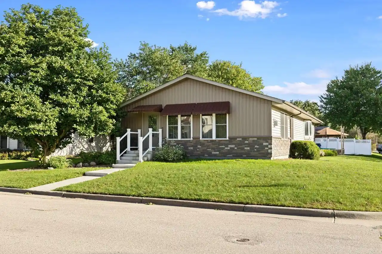 Single family home for sale at 600 E Park St, Rushford, MN 55971 | MLS# 1981187
