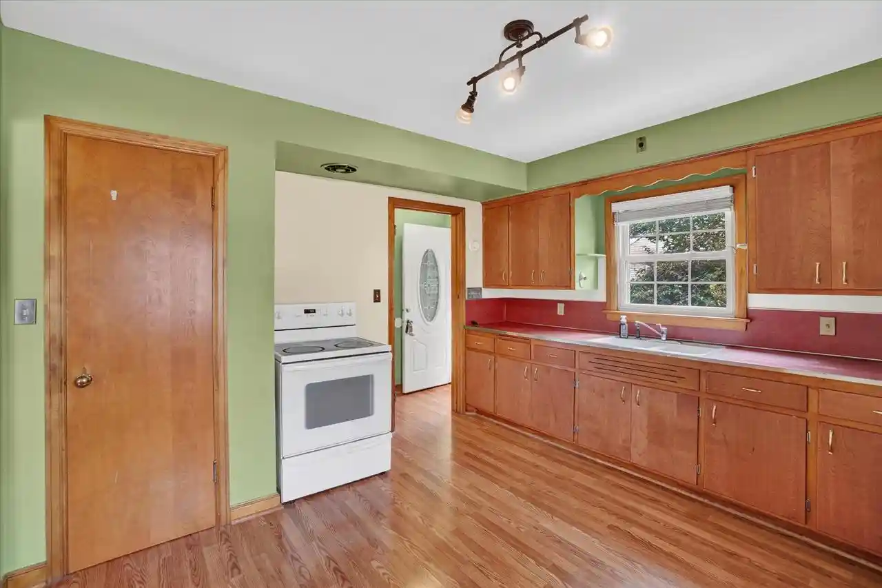 Photo 2 of Single family home for sale at 3765 E Bottsford Ave, Cudahy, WI 53110 | MLS# 2032961 | Listing updated on 2026-09-26