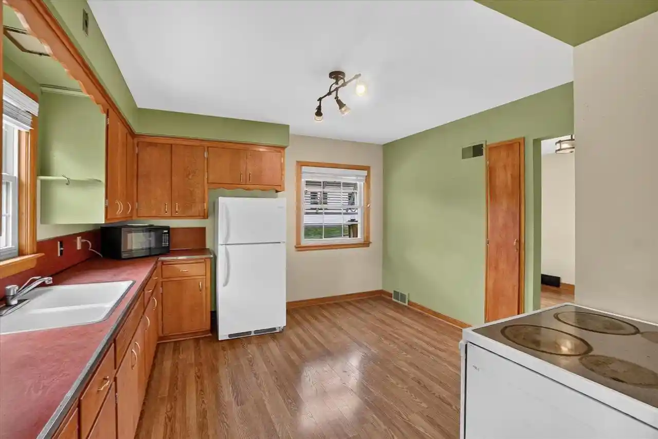 Photo 3 of Single family home for sale at 3765 E Bottsford Ave, Cudahy, WI 53110 | MLS# 2032961 | Listing updated on 2026-09-26