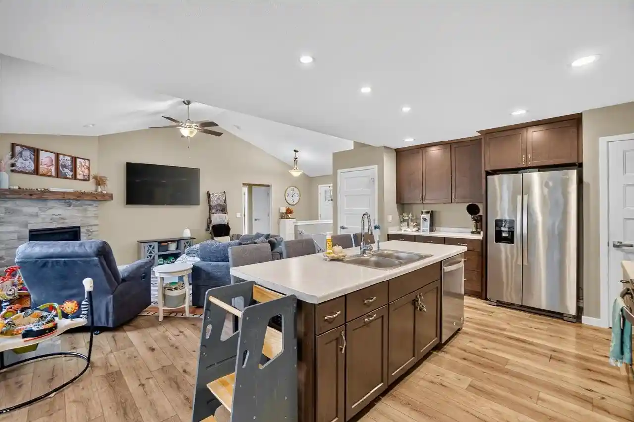 Photo 3 of Single family home for sale at 525 East St, Clinton, WI 53525 | MLS# 2032962 | Listing updated on 2026-09-22