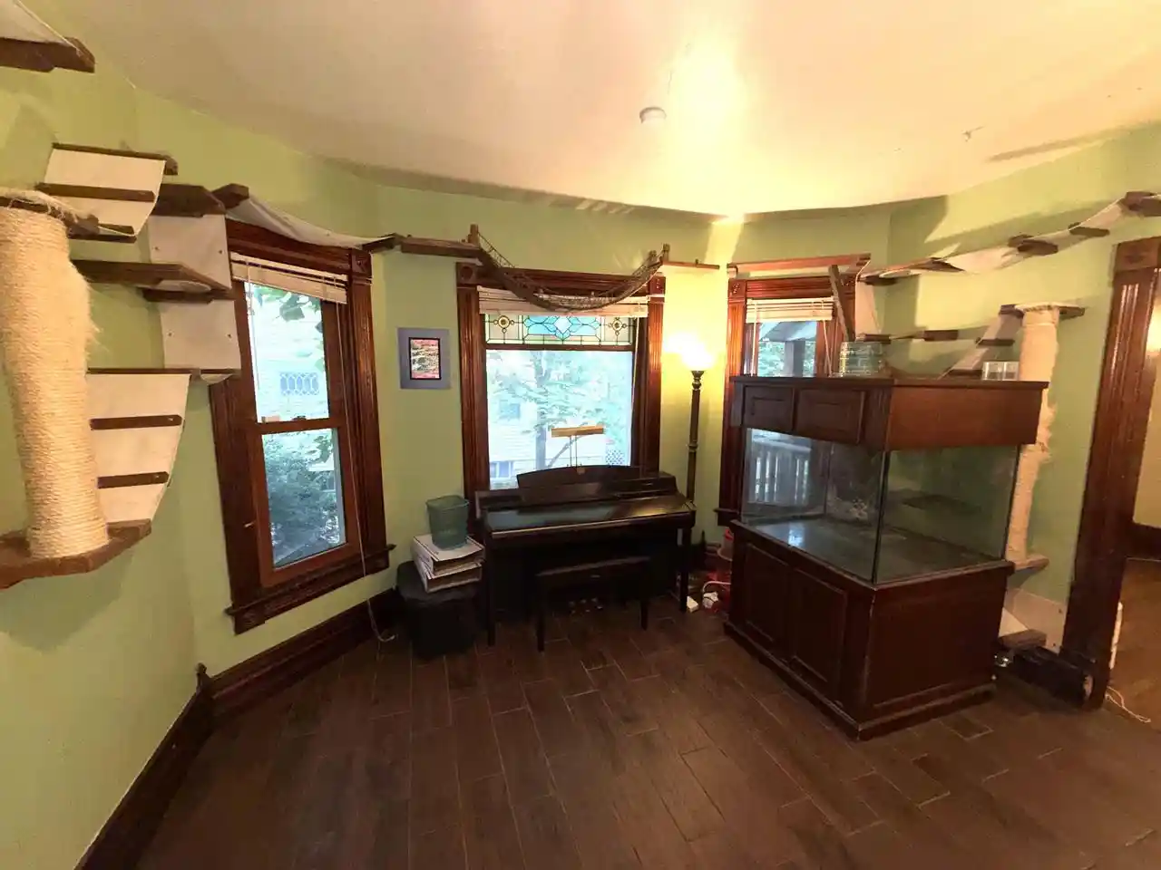 Photo 4 of Single family home for sale at 843 Dousman St, Green Bay, WI 54303 | MLS# 50332876 | Listing updated on 2026-09-21